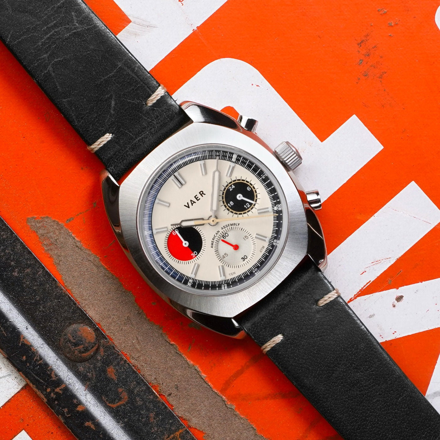 R1 Racing Chronograph Cream - 38mm USA