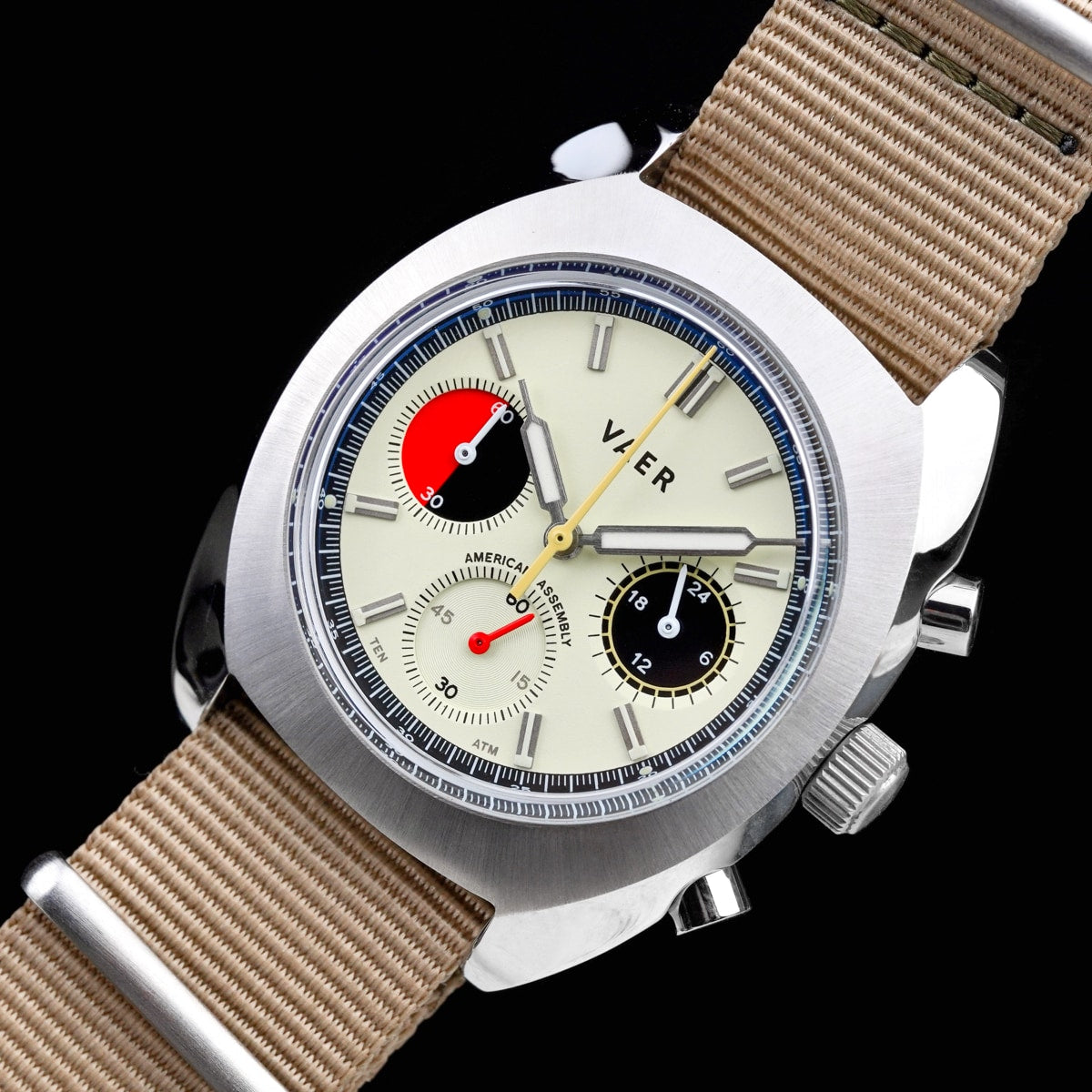 R1 Racing Chronograph Cream - 38mm USA